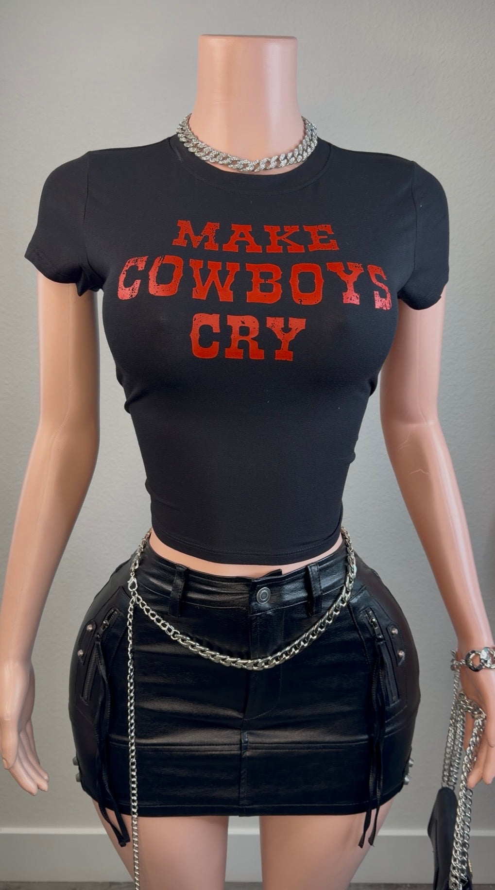 MAKE COWBOYS CRY TEE