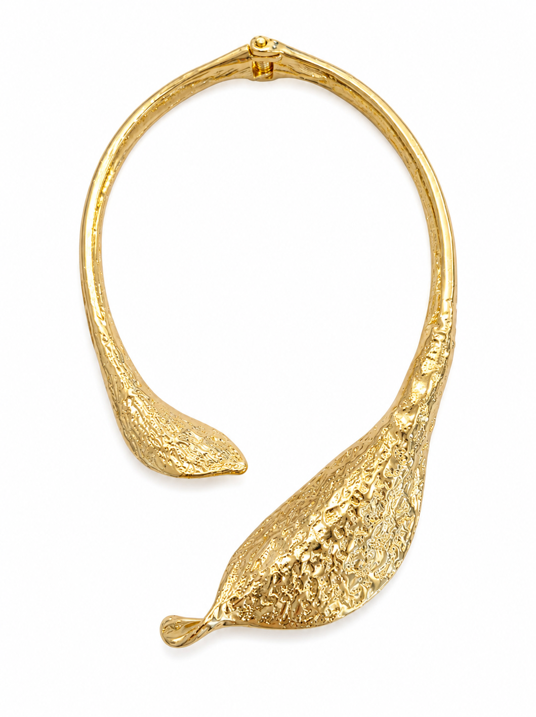 GOLDEN NECKLACE