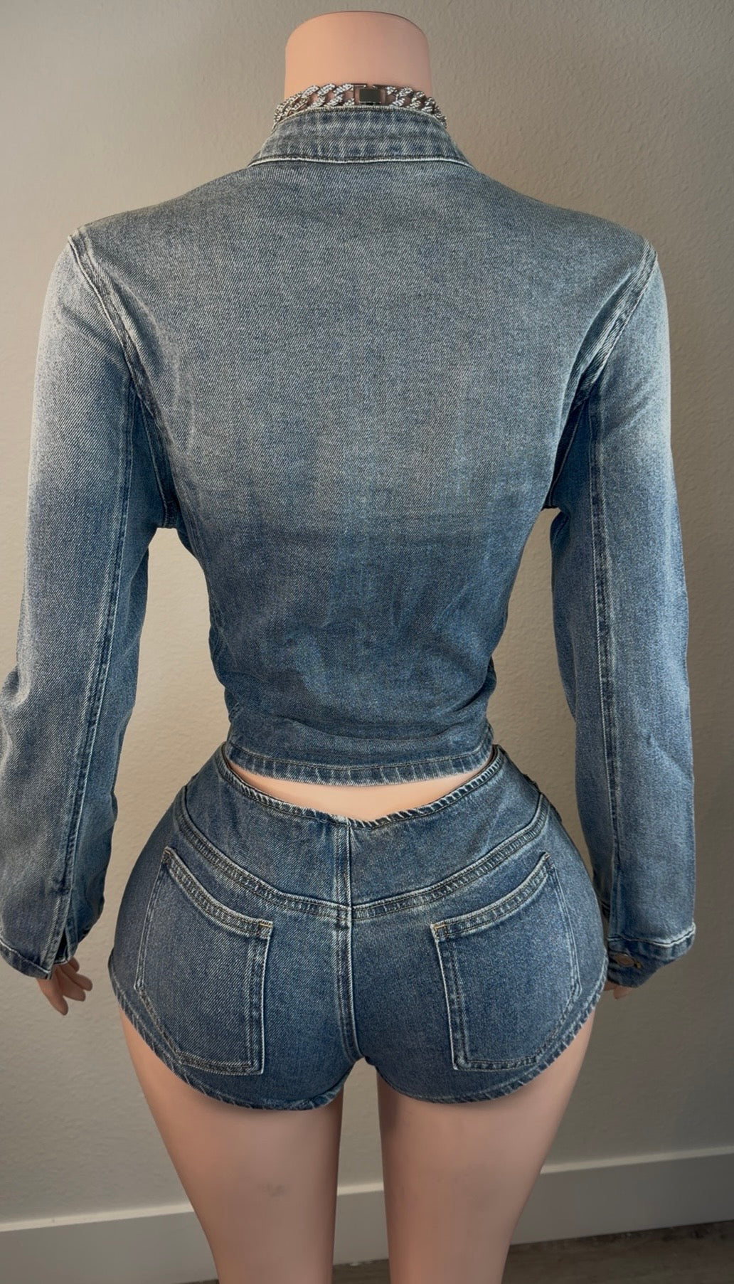 GOT YOUR ATTENTIONS DENIM SHORT SET