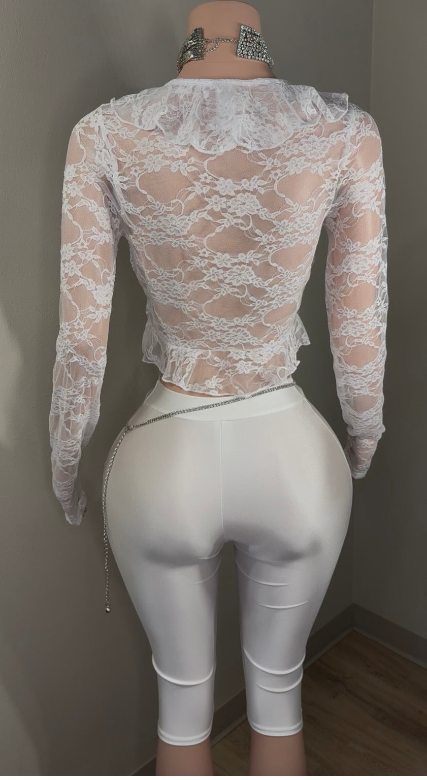 LACED CAPRI SET